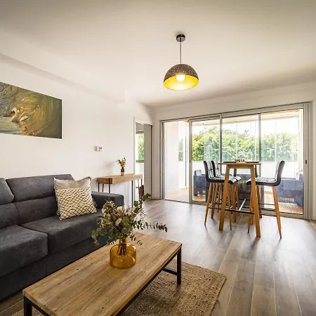 Apartamento 4* Au Coeur De St-jean-de-luz Avec Terrasse Et Parking, A 5 Min De La - Fr-1-239-522 *